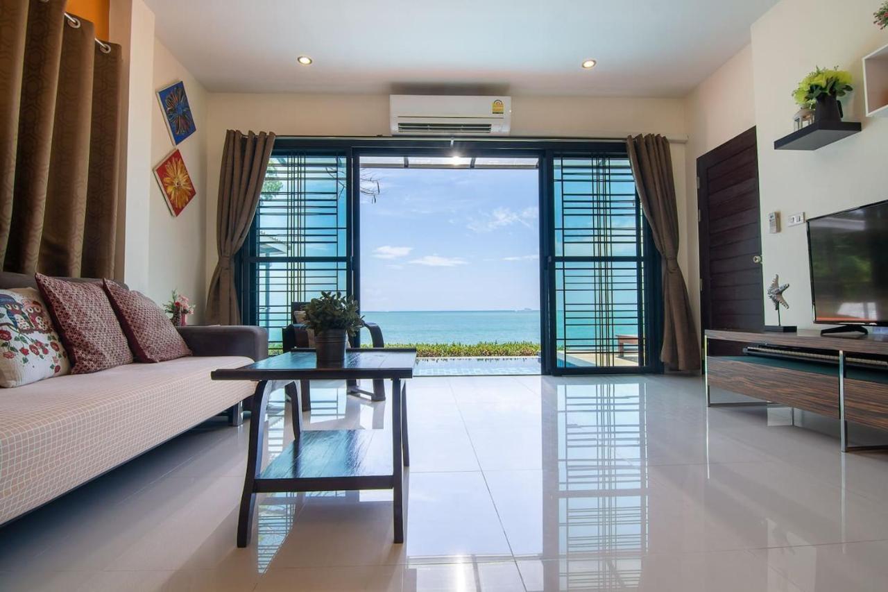 Koh Sirey Beachfront Pool Villa プーケット エクステリア 写真