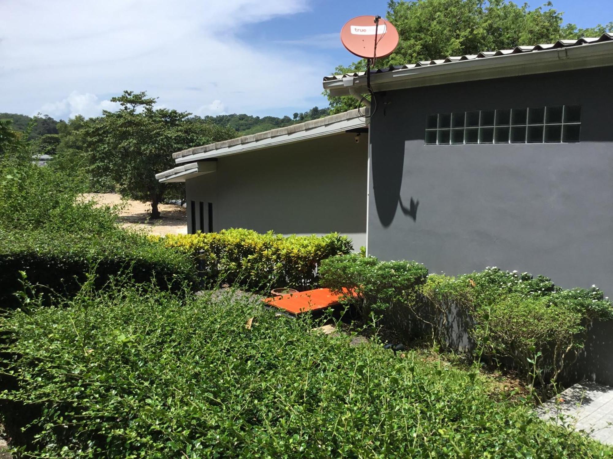 Koh Sirey Beachfront Pool Villa プーケット エクステリア 写真
